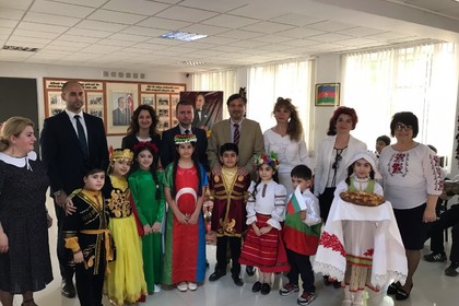 Български дипломати от посолството в Баку посетиха училище „Ровшан Насиров“ в азербайджанската столица 